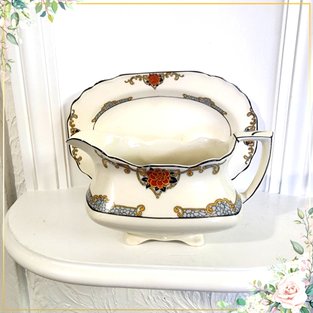 Beautiful gravy boat, Myott sons very rare piece